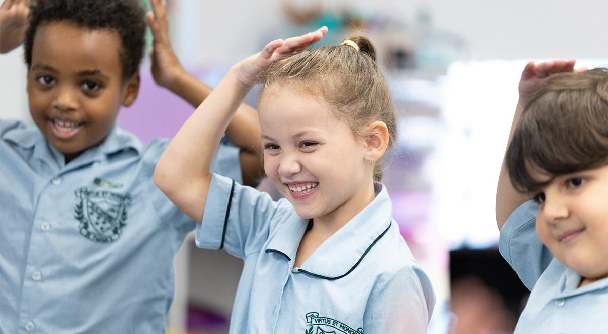 AVA (YEAR 6 STUDENT)