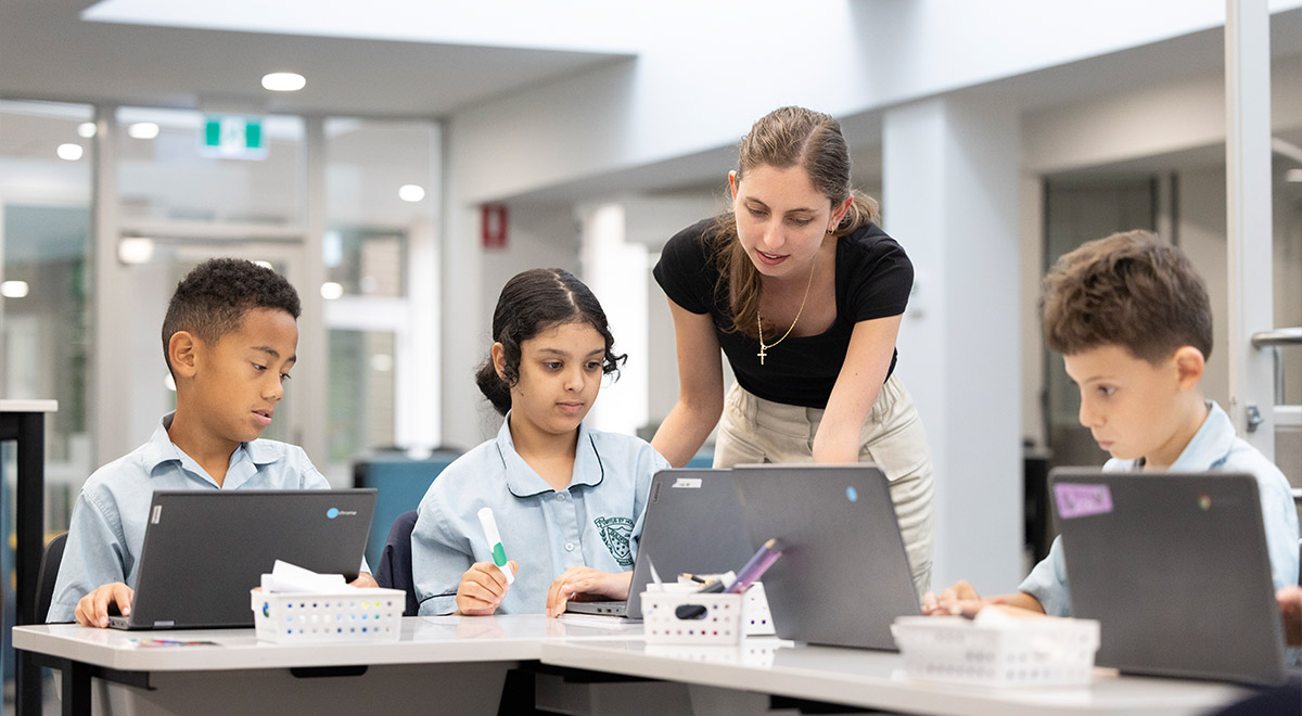 MADDI FINCH (TEACHER)